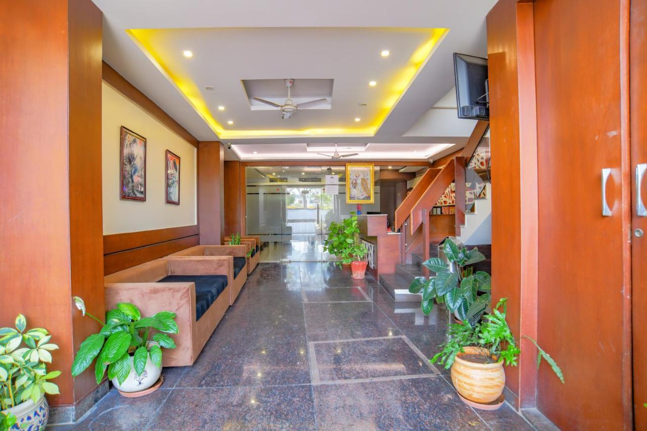 Fabhotel Grand Raj Indore Exterior photo